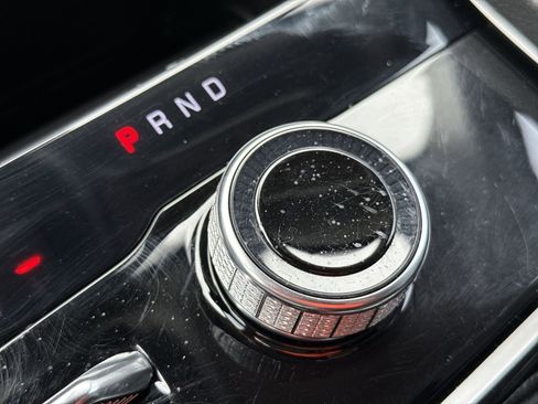 Used 2022 Jeep Grand Cherokee Limited image 22