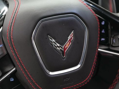Used 2022 Chevrolet Corvette Stingray Premium Conv w/ Z51 Performance Package RWD image 27