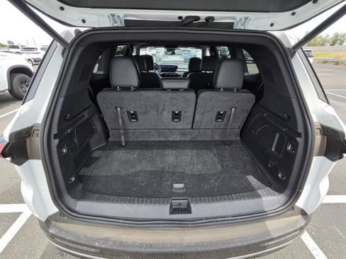 Used 2026 Buick Enclave Preferred FWD image 6