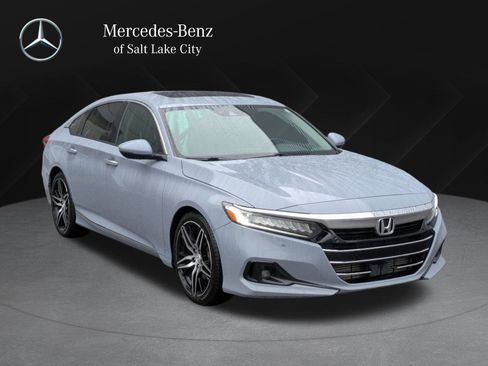 Used 2021 Honda Accord Touring image 1