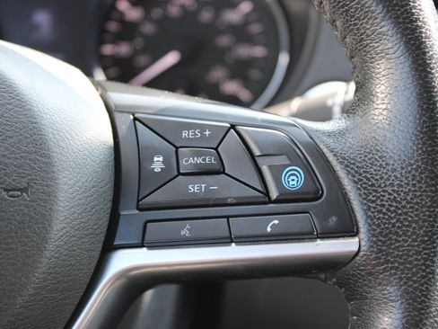 Used 2019 Nissan Rogue SL w/ Premium Package AWD/4WD image 24