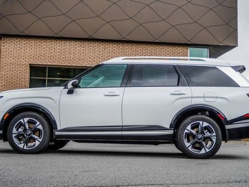 New 2026 Hyundai Palisade Limited FWD image 10