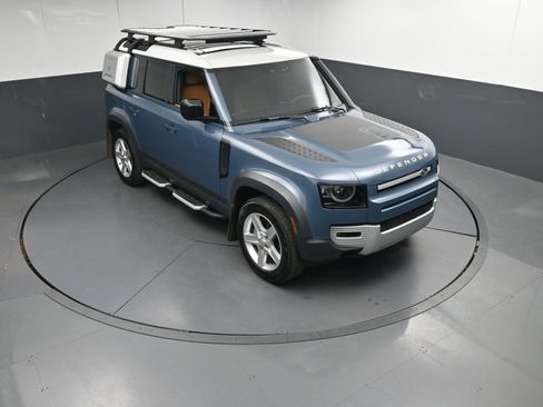 Certified 2023 Land Rover Defender 110 SE image 38