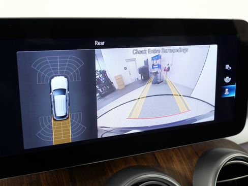 Used 2022 Mercedes-Benz GLC 300 4MATIC image 52