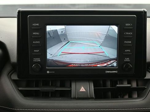 Certified 2020 Toyota RAV4 LE image 16