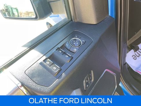 Used 2015 Ford F150 Lariat image 21