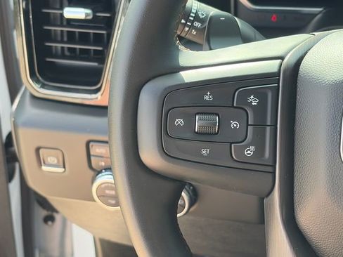 Used 2025 GMC Sierra 1500 AT4 image 24