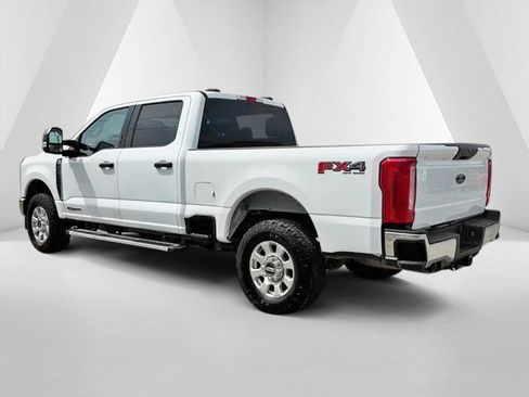 Used 2024 Ford F250 XLT w/ FX4 Off-Road Package AWD/4WD image 5