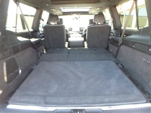 Used 2024 Jeep Grand Wagoneer L 4WD image 25