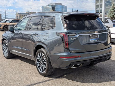 Used 2021 Cadillac XT6 Sport AWD/4WD image 4