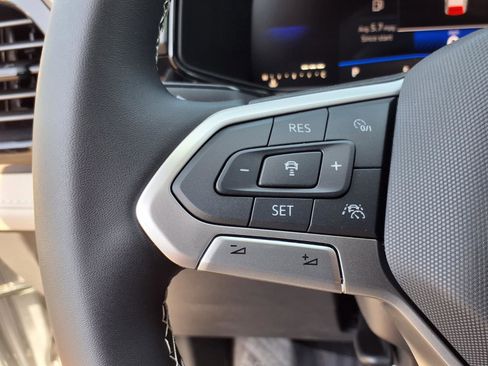 New 2026 Volkswagen Taos S image 13