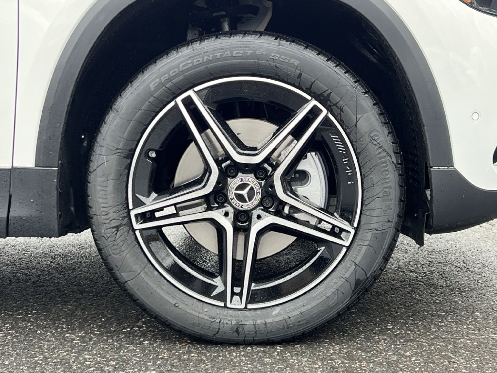 Certified 2026 Mercedes-Benz GLA 250 4MATIC image 10