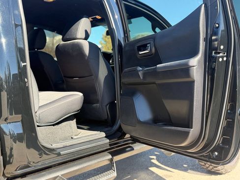 Used 2021 Toyota Tacoma TRD Sport w/ Technology Package AWD/4WD image 52
