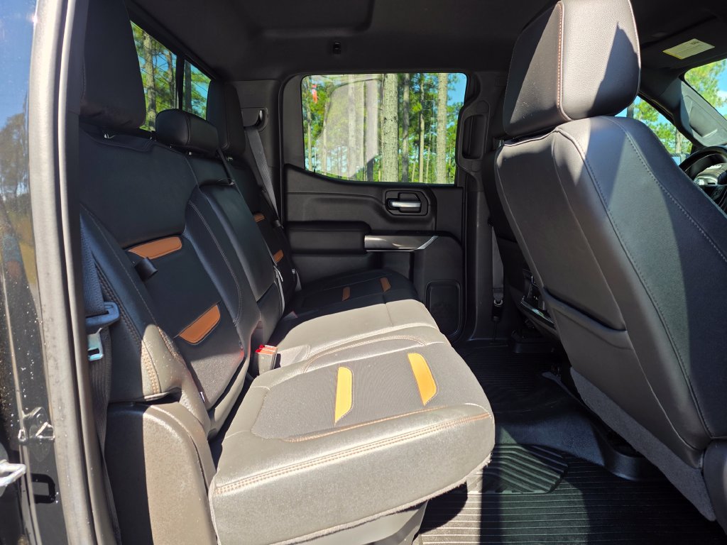 Used 2021 GMC Sierra 1500 AT4 w/ AT4 Premium Package AWD/4WD image 20