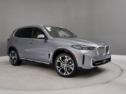 Used 2026 BMW X5 sDrive40i image 31