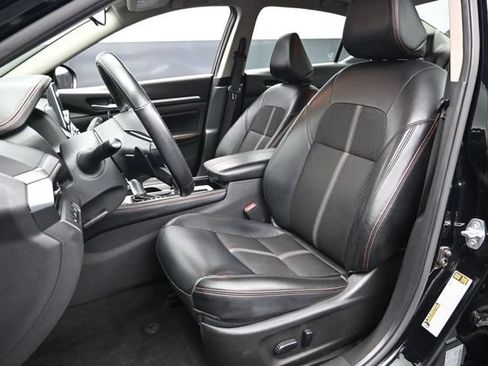Used 2024 Nissan Altima 2.5 SR FWD image 22