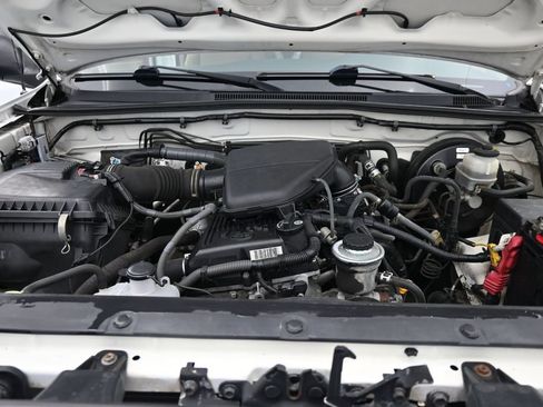 Used 2009 Toyota Tacoma PreRunner w/ SR5 Pkg #2 RWD image 18