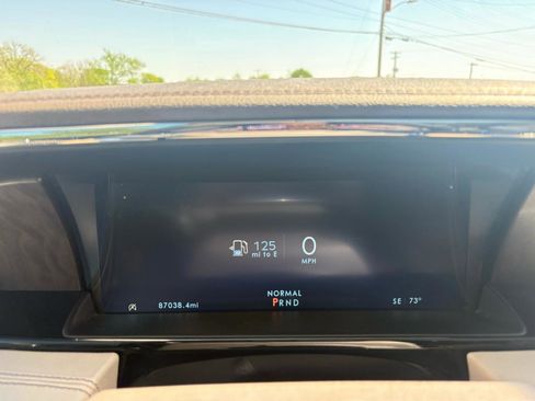 Used 2022 Lincoln Navigator Reserve image 17