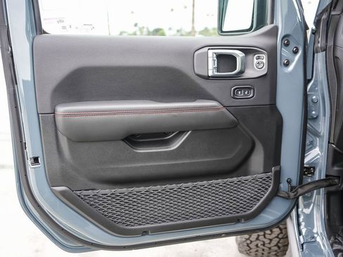 New 2026 Jeep Wrangler Unlimited Rubicon AWD/4WD image 24