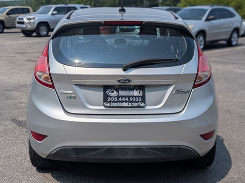 Used 2016 Ford Fiesta SE FWD image 8