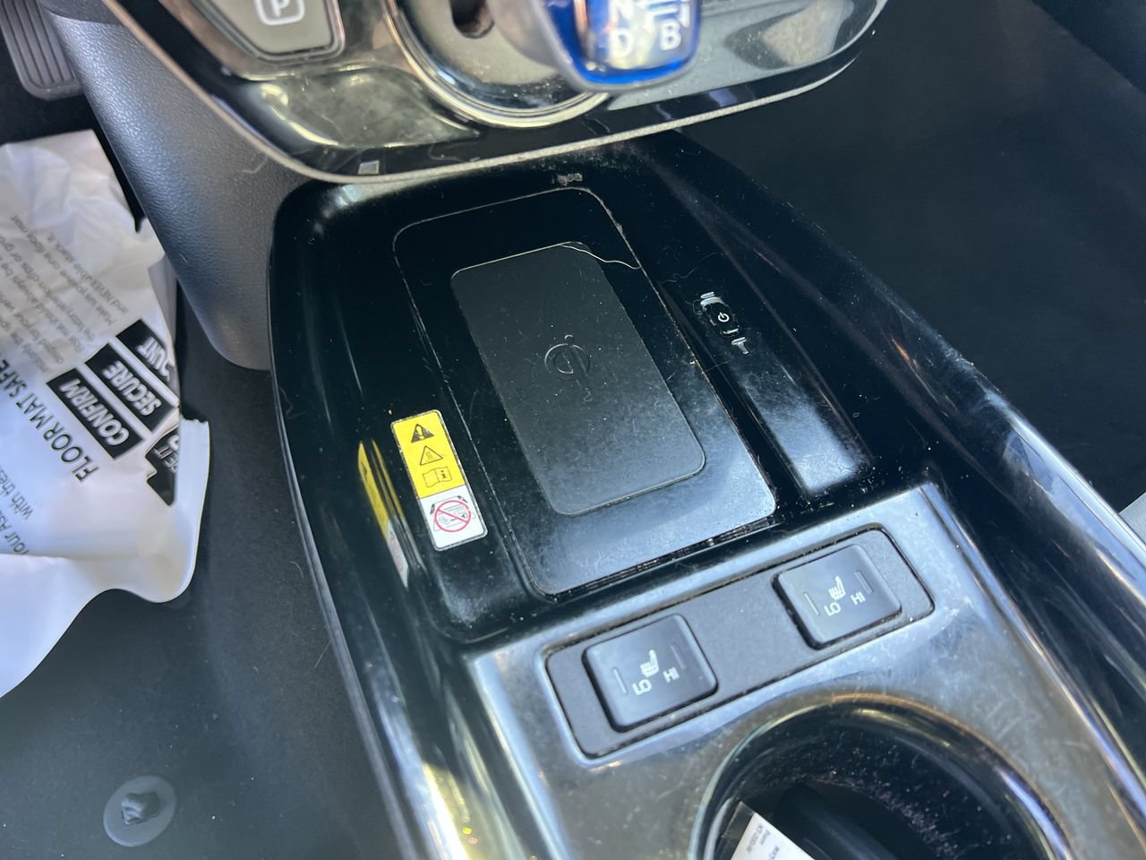 Used 2020 Toyota Prius Limited FWD image 29