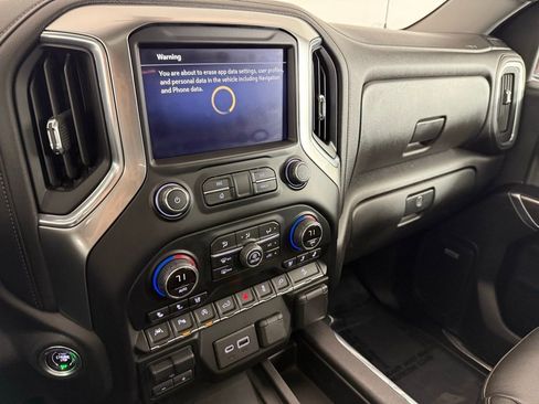 Used 2019 Chevrolet Silverado 1500 LTZ w/ LTZ Premium Package AWD/4WD image 30