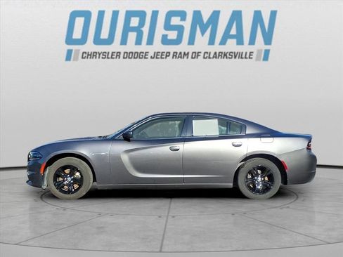 Used 2022 Dodge Charger SXT image 6