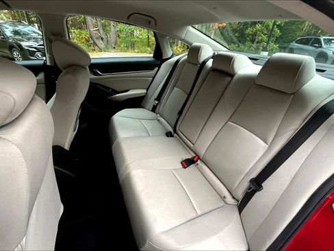 Used 2019 Honda Accord LX image 20