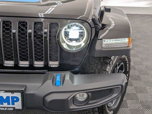 Used 2022 Jeep Wrangler Unlimited Rubicon 4xe w/ Cold Weather Group image 10