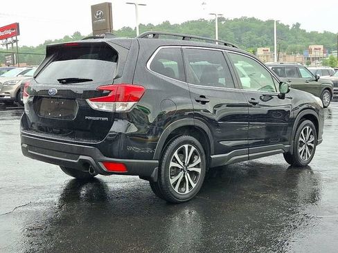 Used 2023 Subaru Forester Limited AWD/4WD image 6