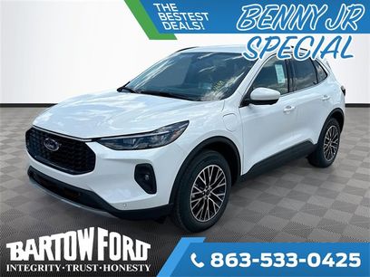 New 2025 Ford Escape SE w/ PHEV Premium Package