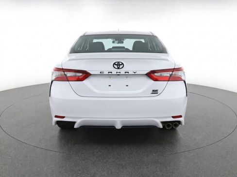 Used 2023 Toyota Camry SE AWD/4WD image 7