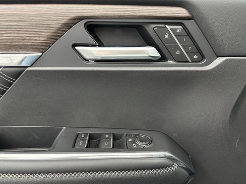 New 2026 GMC Acadia Denali w/ Super Cruise Package image 22