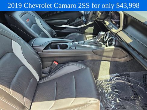 Used 2019 Chevrolet Camaro SS RWD image 11