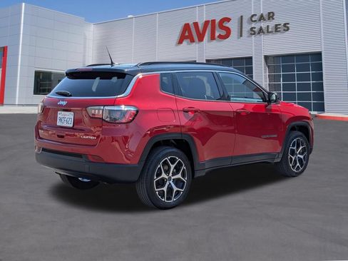 Used 2025 Jeep Compass Limited AWD/4WD image 6