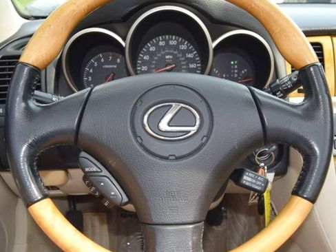 Used 2003 Lexus SC 430 Convertible RWD image 22