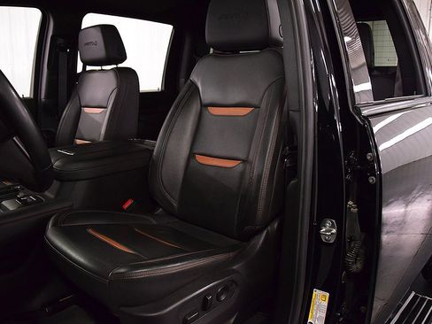 Used 2024 GMC Sierra 2500 AT4 w/ AT4 Premium Plus Package image 30