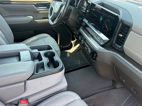 Used 2023 Chevrolet Silverado 1500 LT RWD image 20