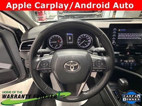 Used 2023 Toyota Camry SE image 14