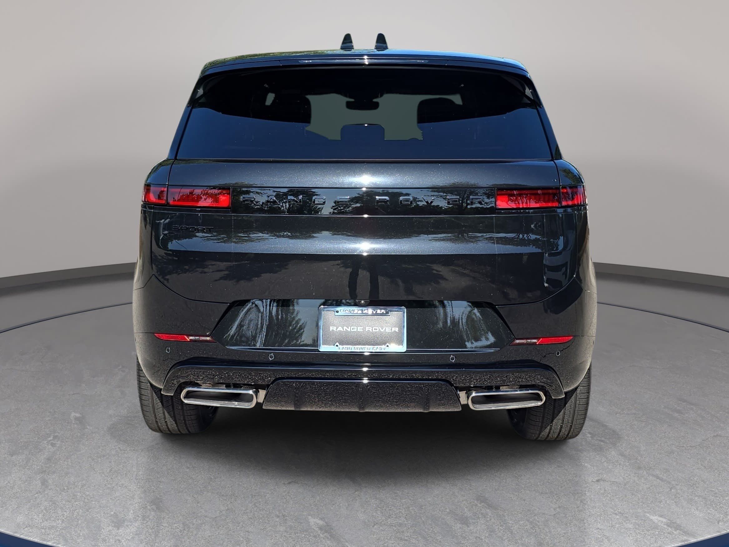 New 2027 Land Rover Range Rover Sport Dynamic SE AWD/4WD image 6