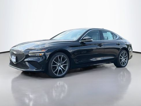 Used 2023 Genesis G70 2.0T AWD/4WD image 3