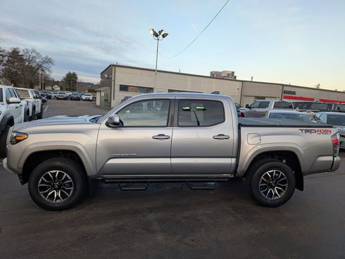 Certified 2021 Toyota Tacoma TRD Sport w/ TRD Premium Sport Package image 3