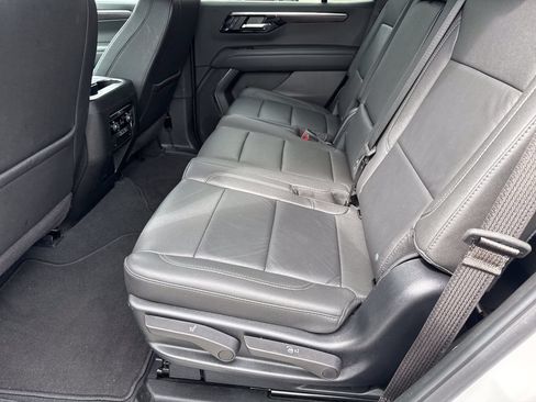 Used 2025 Chevrolet Tahoe Z71 AWD/4WD image 21