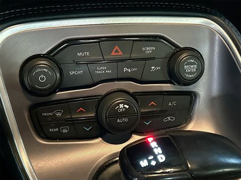 Used 2022 Dodge Challenger R/T w/ Plus Package image 15