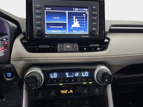 Used 2022 Toyota RAV4 XLE Premium AWD/4WD image 23