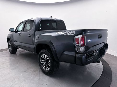 Used 2023 Toyota Tacoma TRD Off-Road w/ Advanced Technology Package AWD/4WD image 12