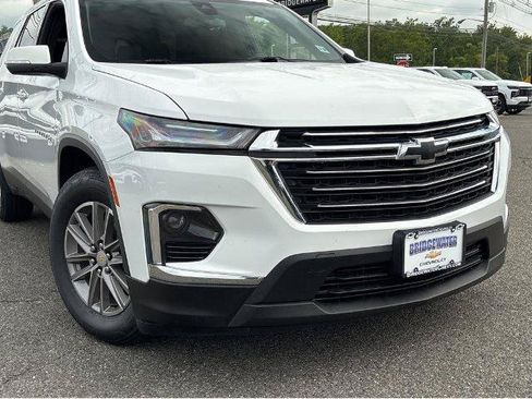 Used 2023 Chevrolet Traverse LT w/ LPO, Floor Liner Package AWD/4WD image 2