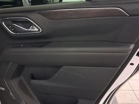 Used 2024 Chevrolet Tahoe Z71 w/ Luxury Package AWD/4WD image 50