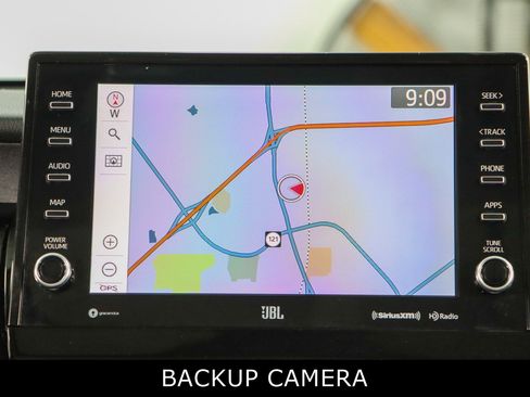 Used 2022 Toyota Camry XLE w/ Navigation Package image 18