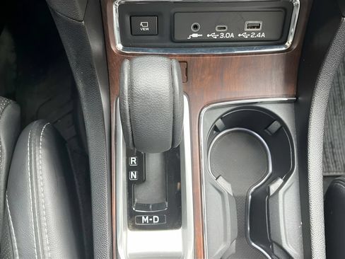Used 2024 Subaru Ascent Touring AWD/4WD image 17